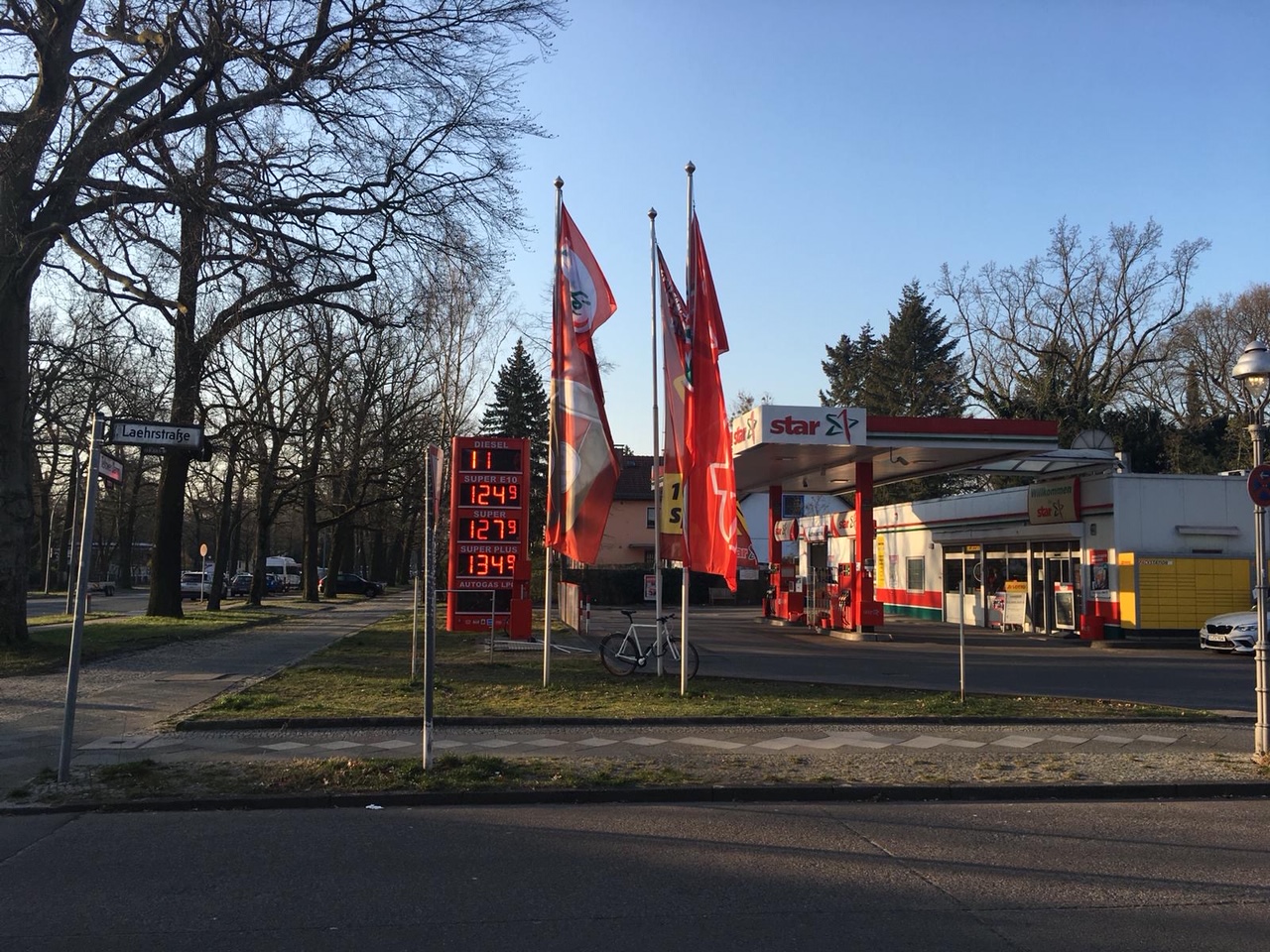 Bild 1 star Tankstelle in Berlin
