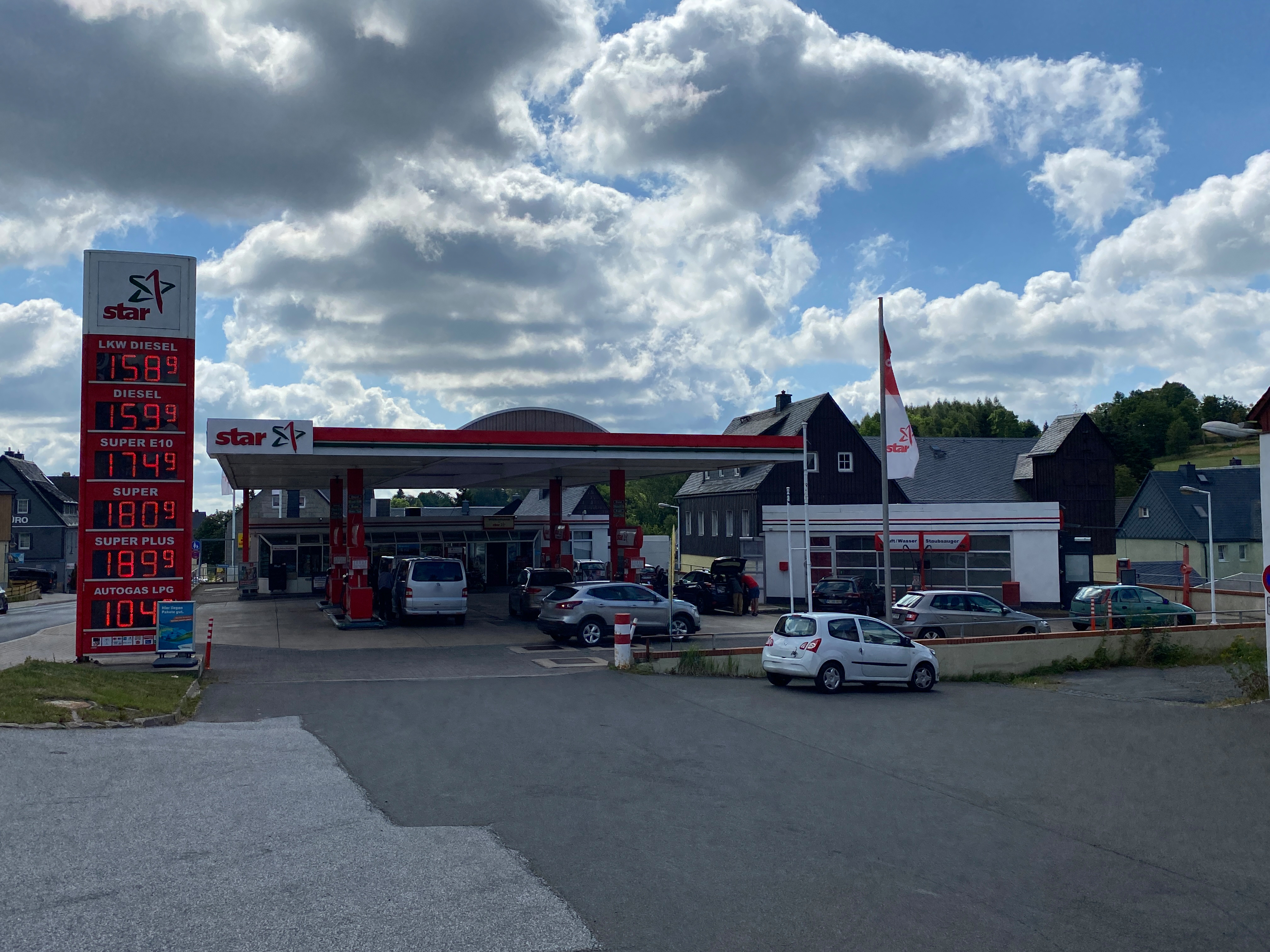 Bild 16 star Tankstelle in Altenberg