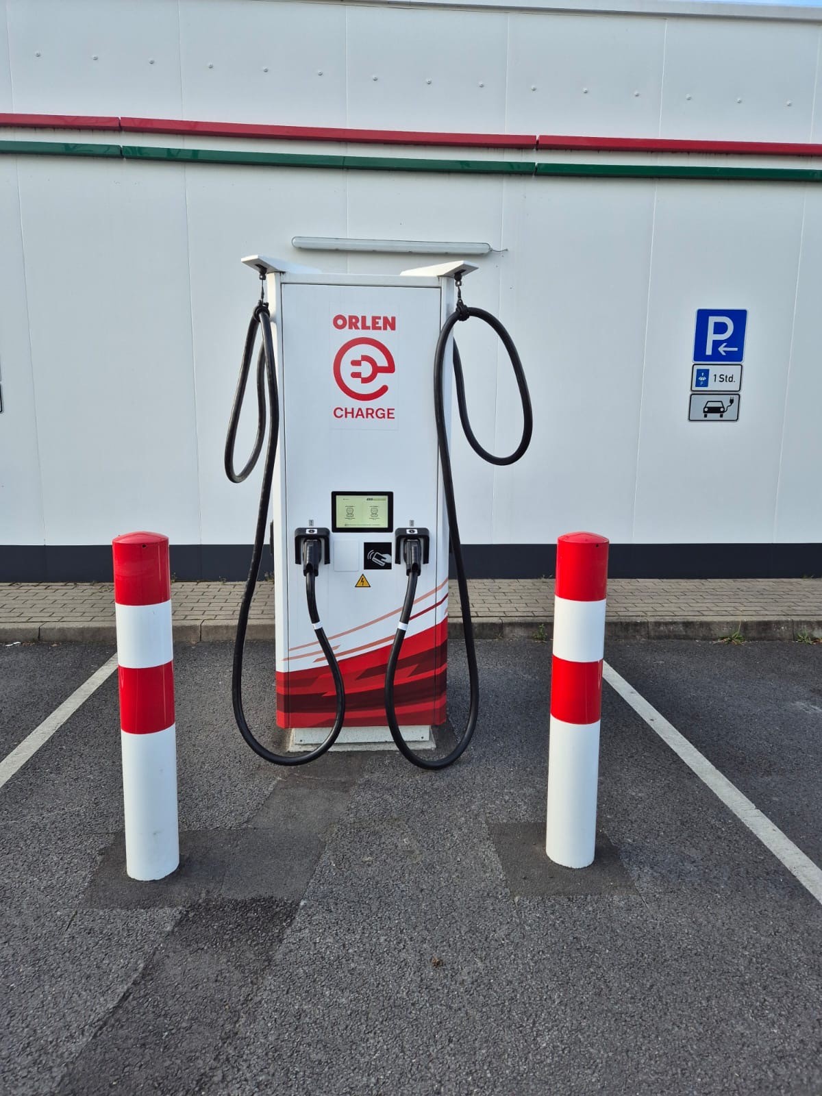 ORLEN CHARGE Ladestation, Am Wahler Berg 1 in Dormagen