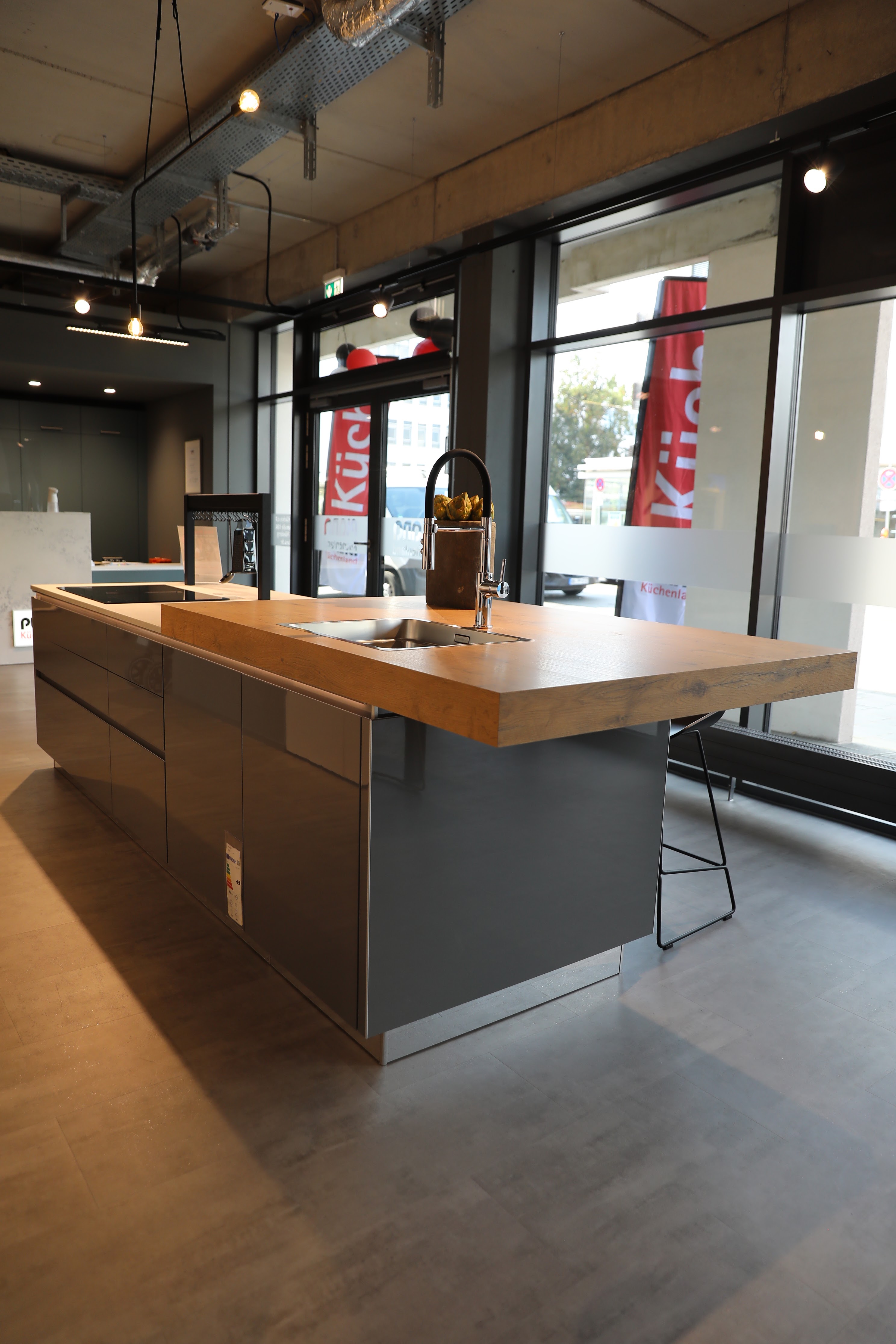 Bild 32 PLANA Küchenstudio Nürnberg in Nürnberg