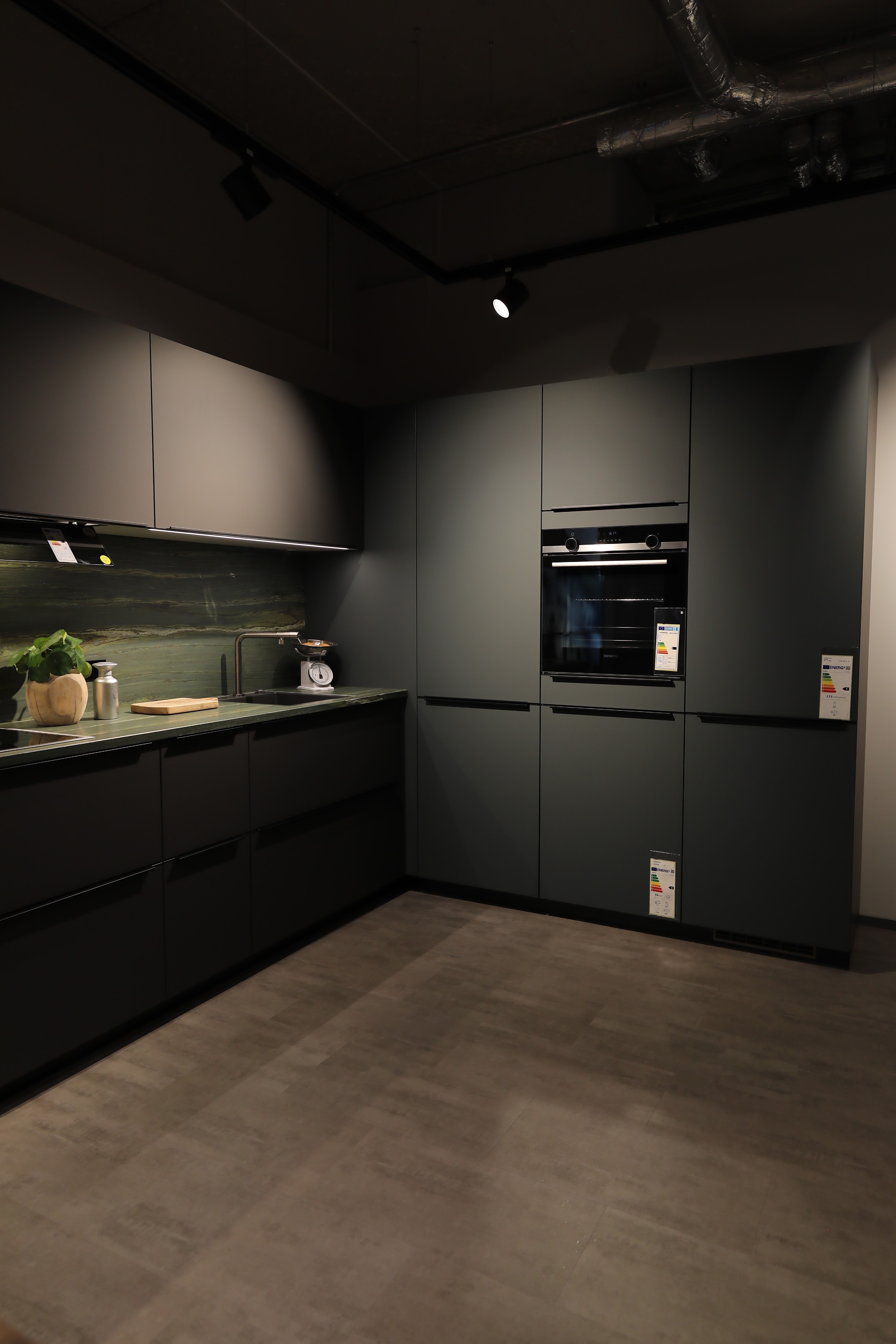 Bild 31 PLANA Küchenstudio Nürnberg in Nürnberg