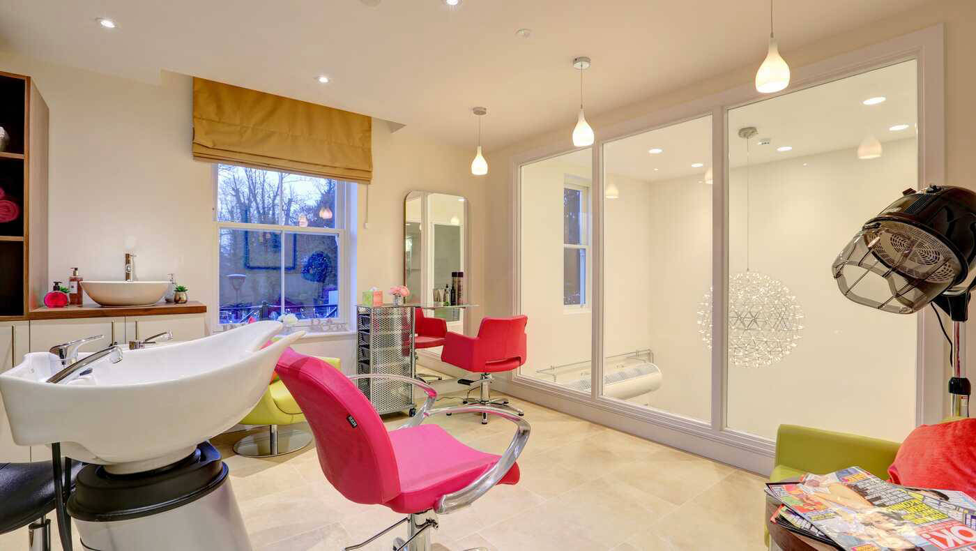 Salon