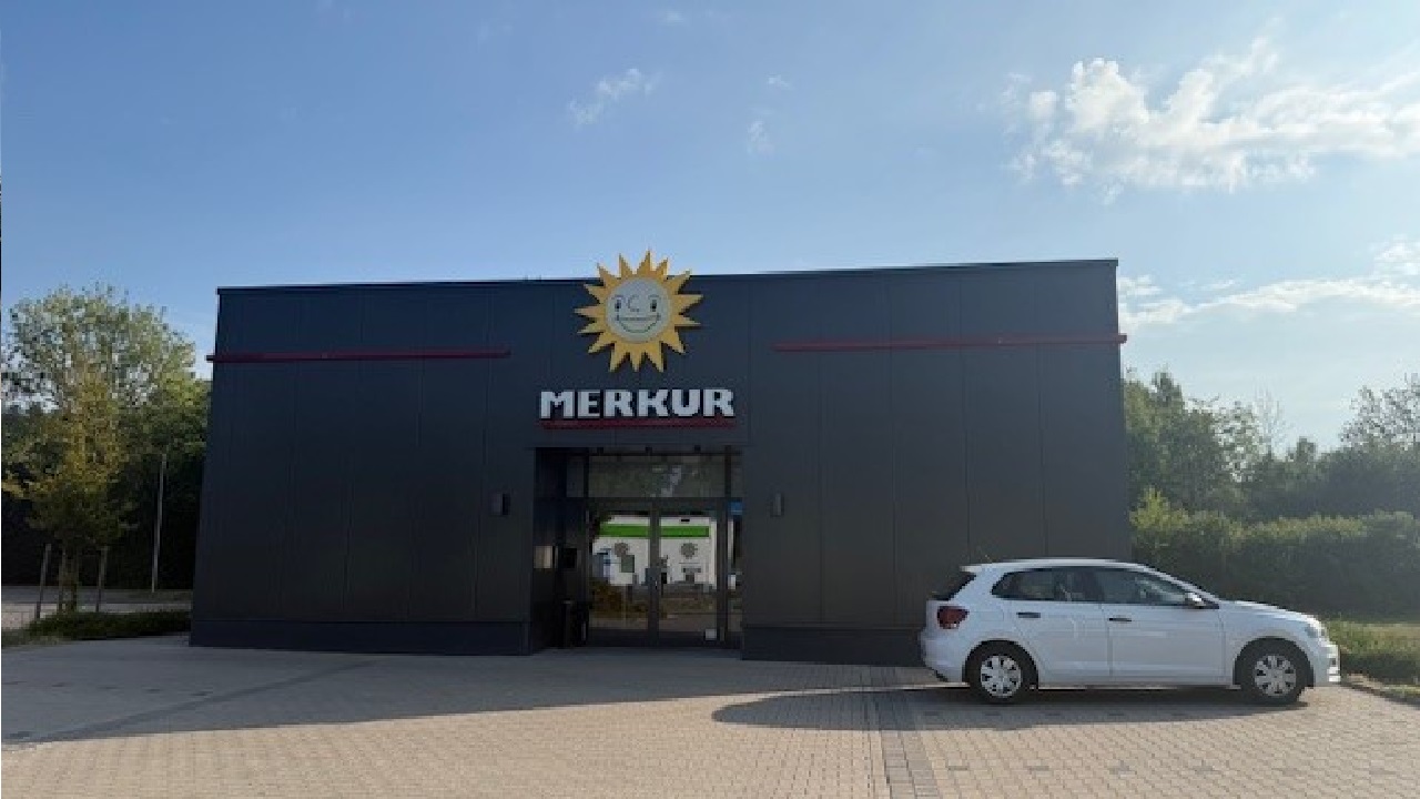 Bild 7 MERKUR SPIELHALLE Hameln in Hameln
