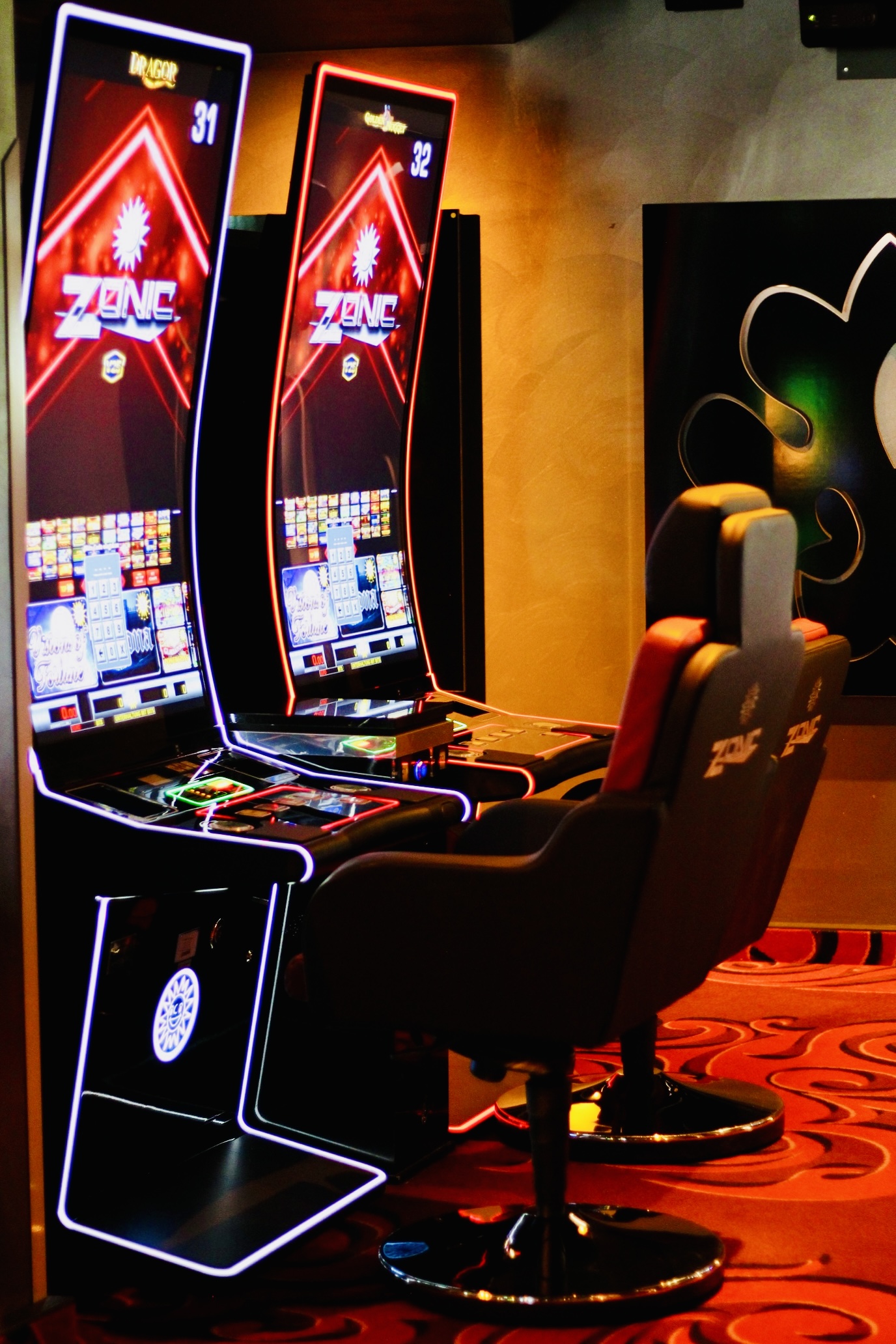 Bild 2 MERKUR SPIELHALLE Freising in Freising