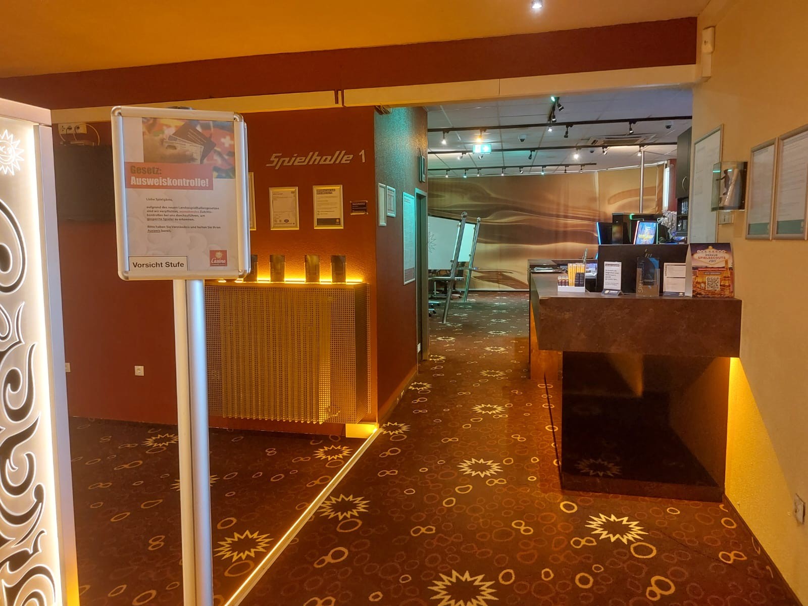 Bild 5 MERKUR SPIELHALLE Bad Breisig in Bad Breisig