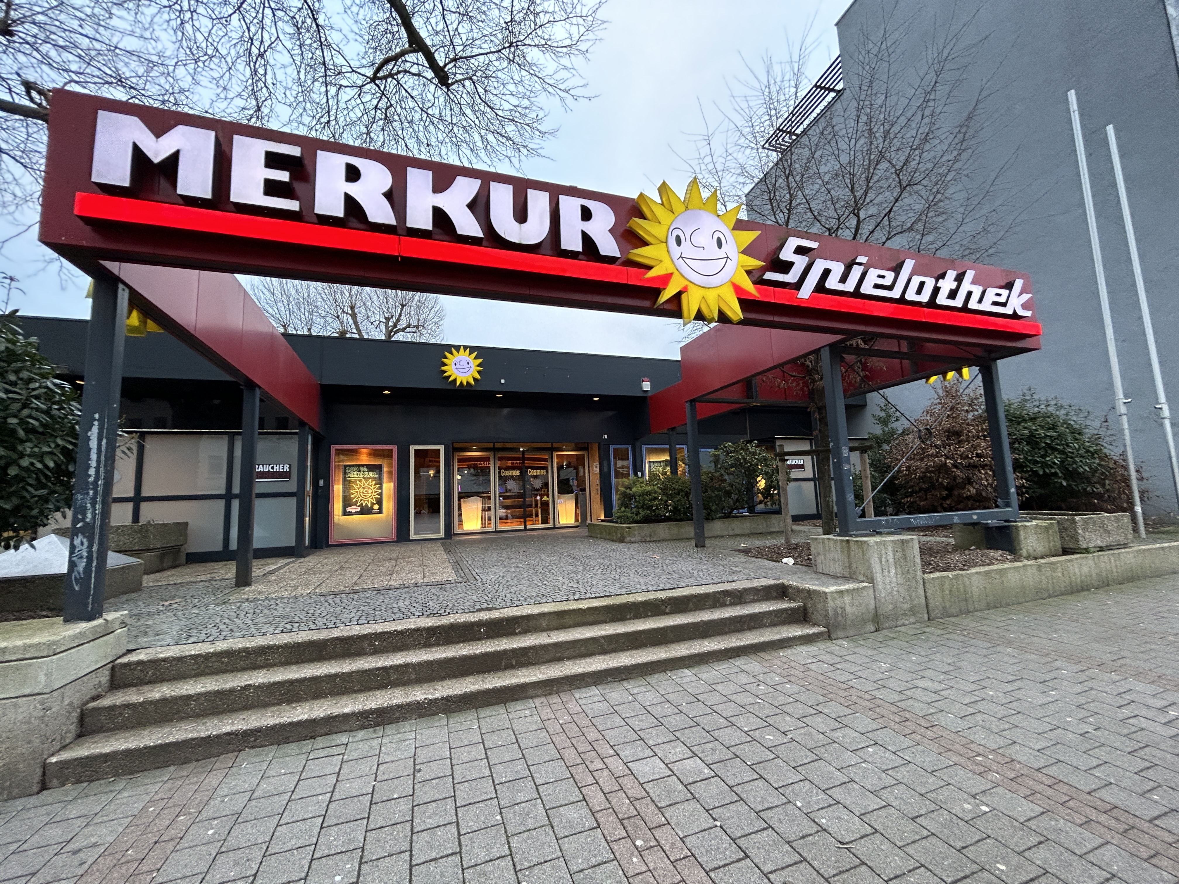 Bild 2 MERKUR SPIELHALLE Rheydt in Rheydt