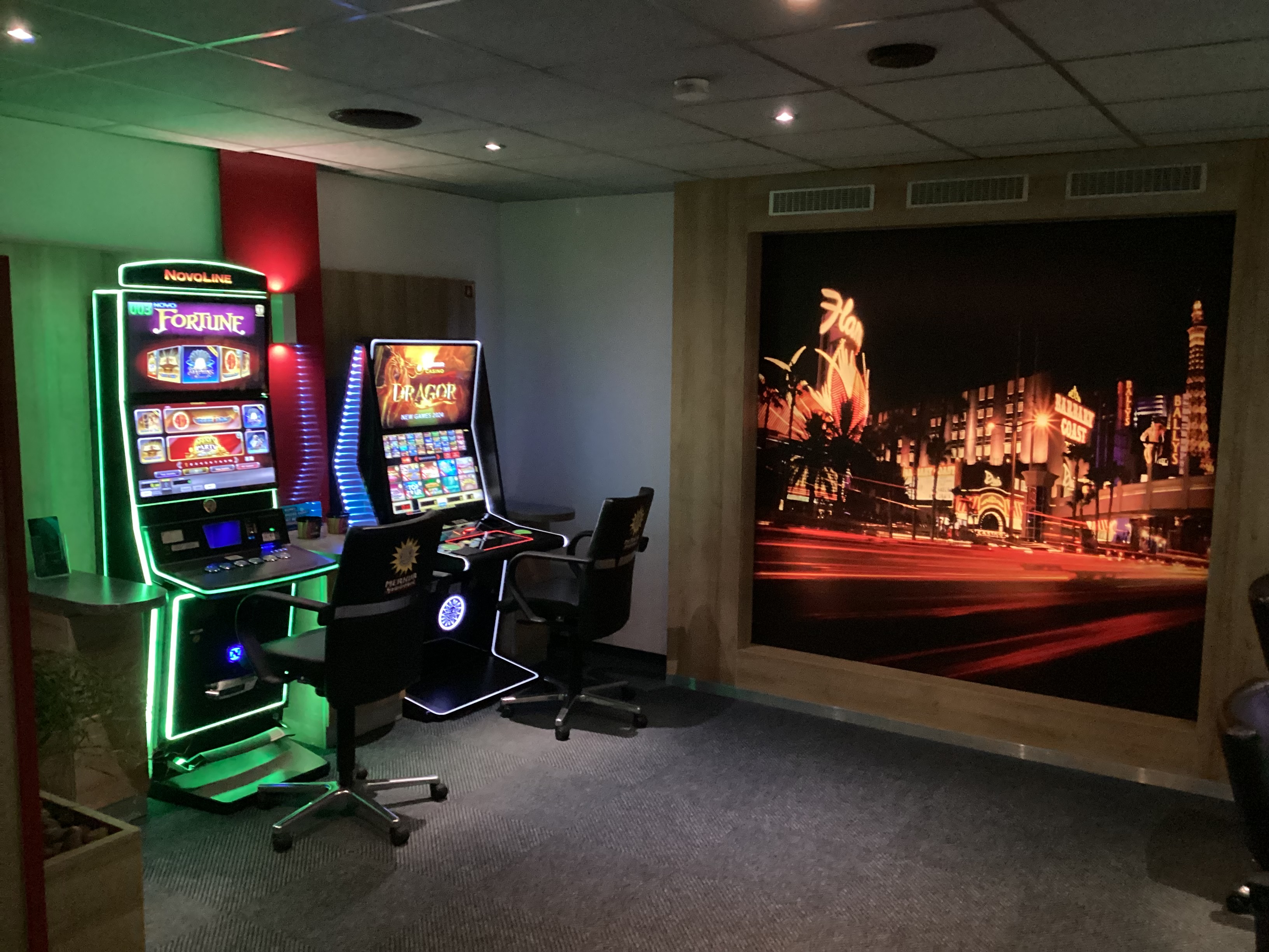 Bild 6 MERKUR SPIELHALLE Norden 2 in Norden