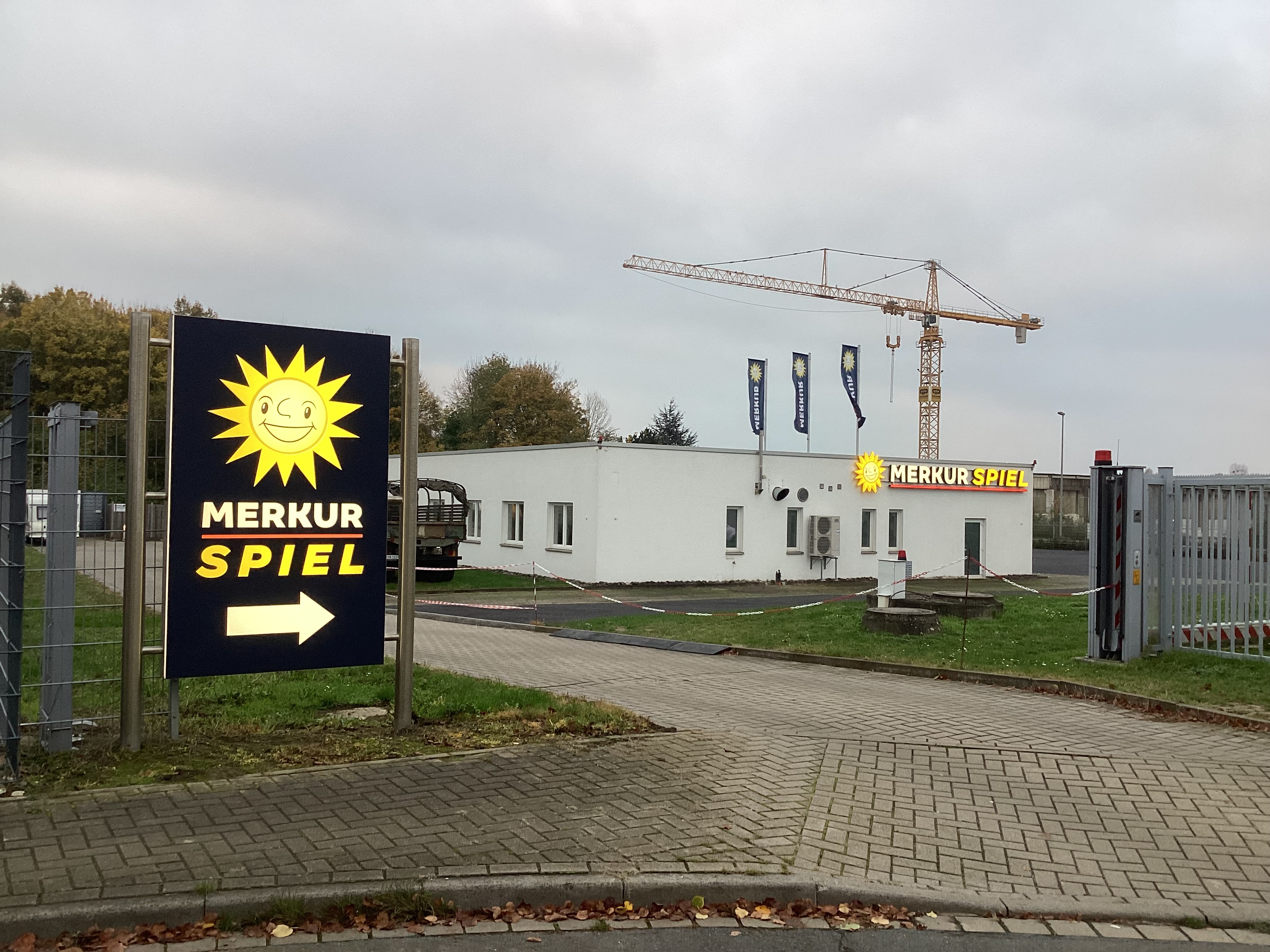 Bild 7 MERKUR SPIELHALLE Salzgitter in Salzgitter