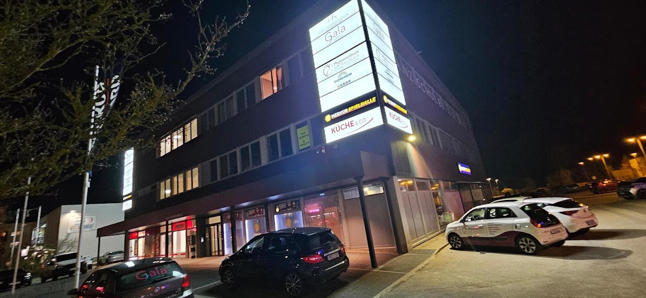Bild 10 MERKUR SPIELHALLE Neutraubling in Neutraubling