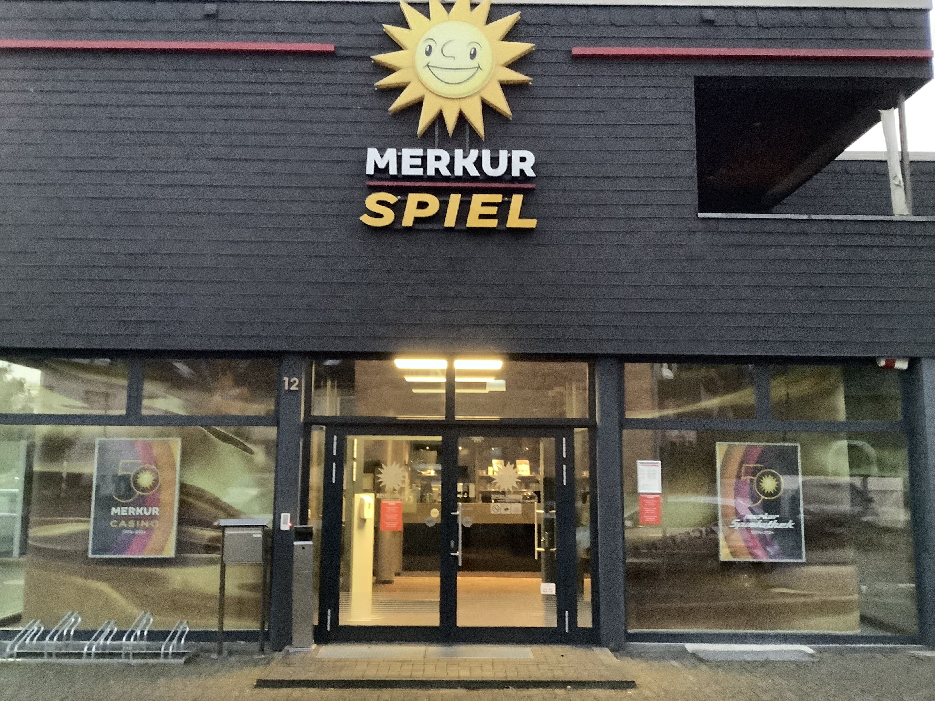 MERKUR SPIELHALLE Mettmann, Auf dem Hüls 12 in Mettmann