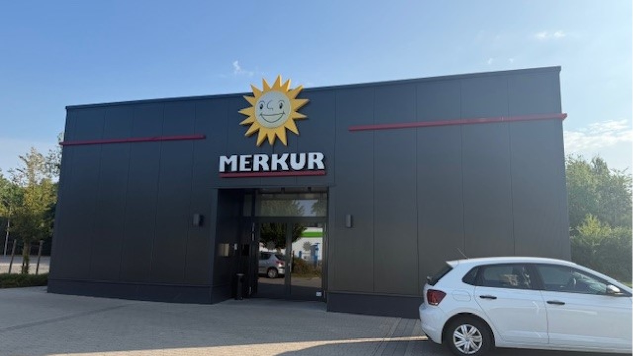 Bild 8 MERKUR SPIELHALLE Hameln in Hameln